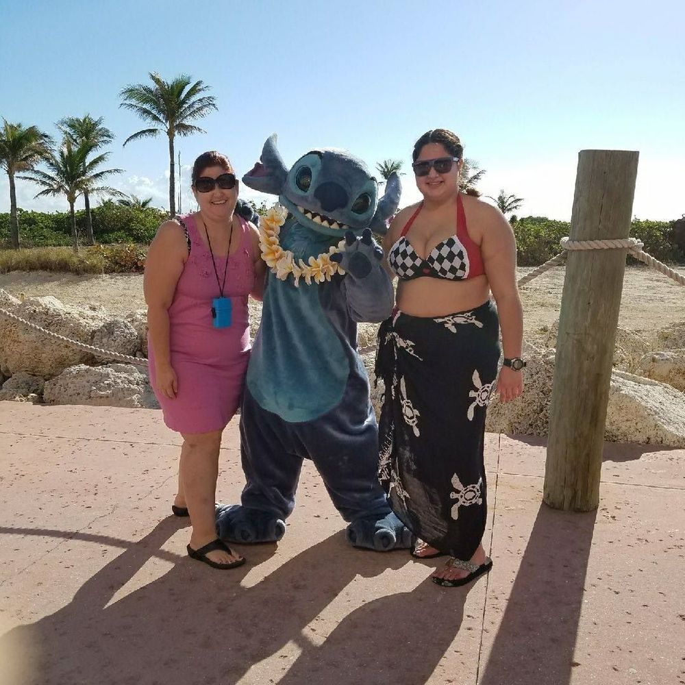 Meet your Posher, Cecilia